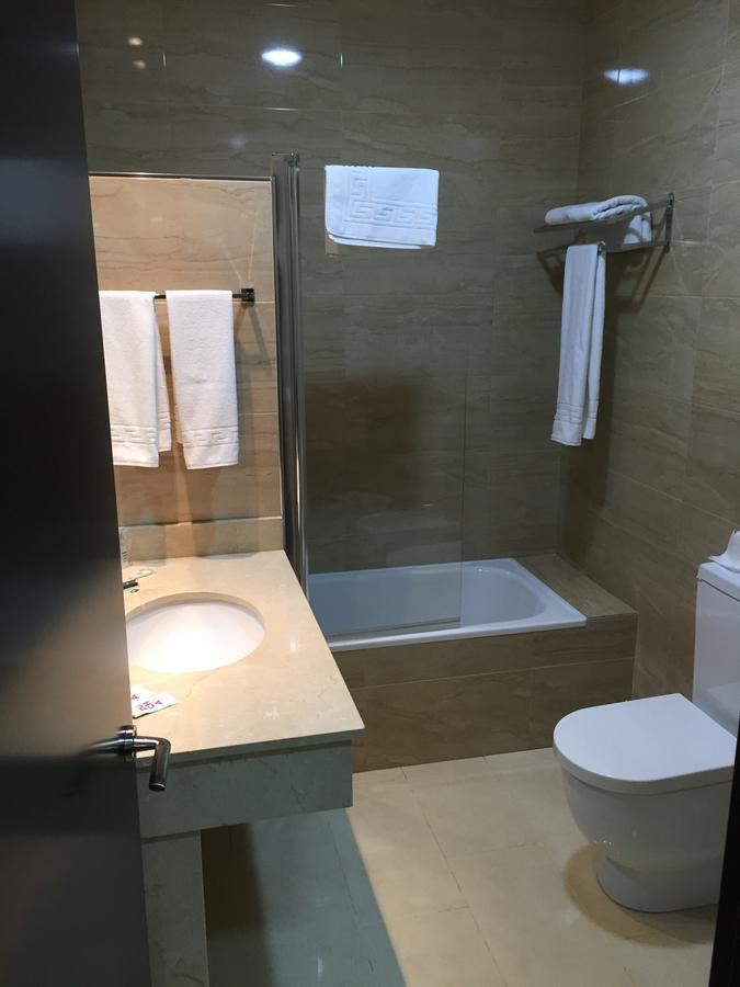 Hotel El Capricho Villanueva del Trabuco Phòng bức ảnh