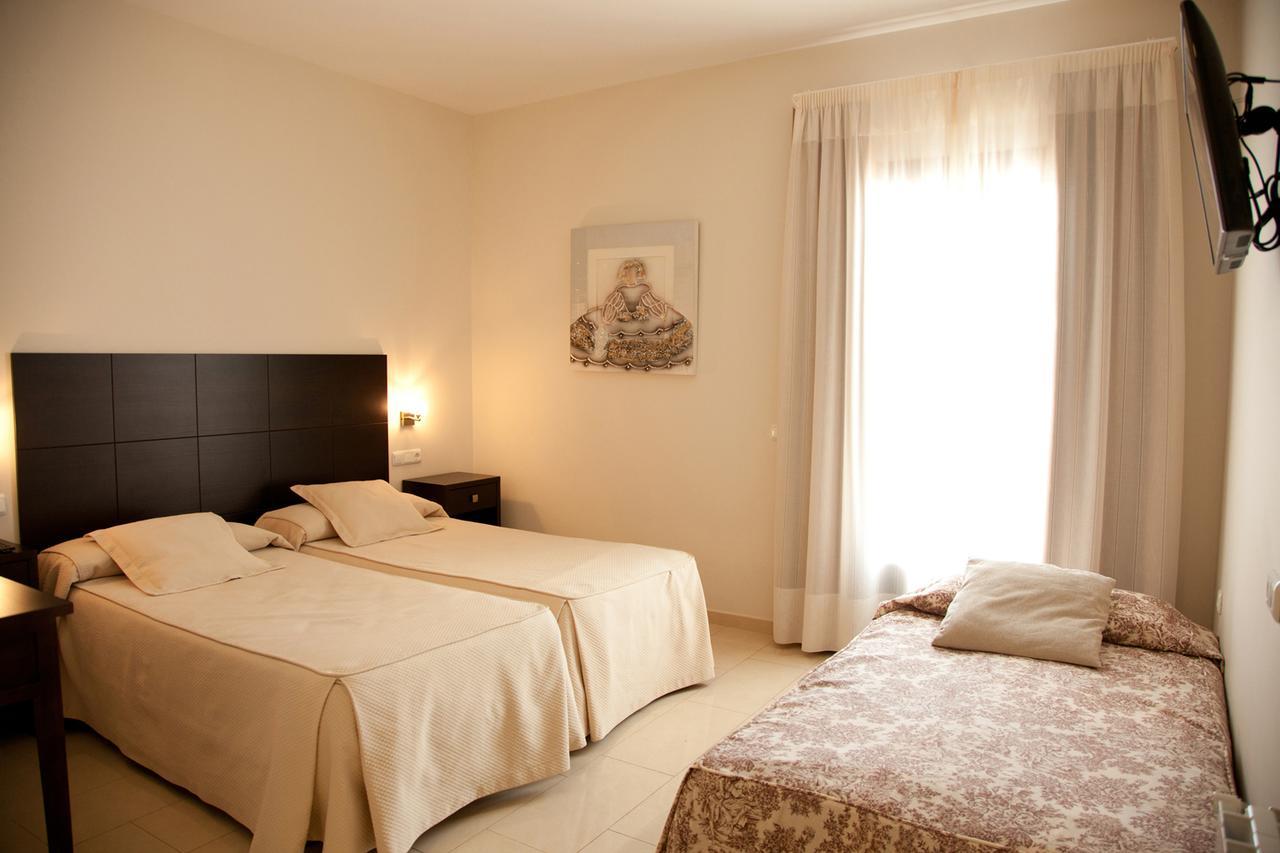 Hotel El Capricho Villanueva del Trabuco Ngoại thất bức ảnh